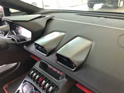 兰博基尼倒车(兰博基尼倒车怎么倒)-图2 兰博基尼倒车(兰博基尼倒车怎么倒)-图2