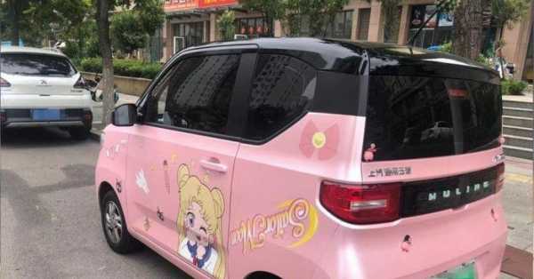 五菱宏光mini白色好看还是粉色?五菱宏光s装饰品大全-图2 五菱宏光mini白色好看还是粉色?五菱宏光s装饰品大全-图2