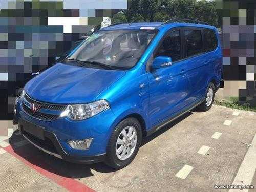 五菱宏光蓝色是什么蓝？五菱宏光s宝石蓝