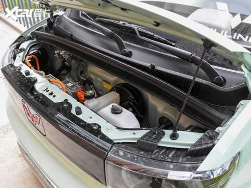 五菱宏光mini12v电瓶不发电？五菱宏光12v