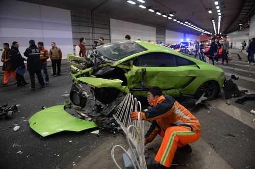 武汉兰博基尼飙车(武汉第一辆兰博基尼)-图3 武汉兰博基尼飙车(武汉第一辆兰博基尼)-图3