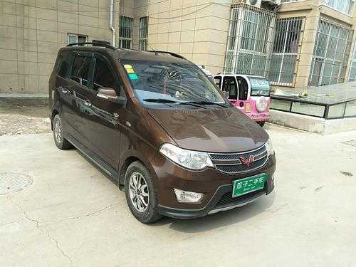 五菱宏光s1.2舒适性动力怎么样那个动力强？五菱宏光s舒适度怎么样