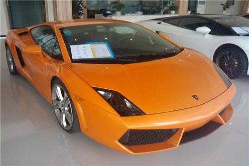 2009年的兰博基尼(09年的兰博基尼多少钱)-图3 2009年的兰博基尼(09年的兰博基尼多少钱)-图3