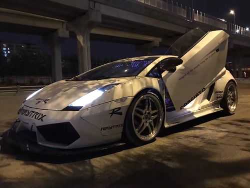 兰博基尼LP550(兰博基尼lp5502怎么改装)-图2 兰博基尼LP550(兰博基尼lp5502怎么改装)-图2