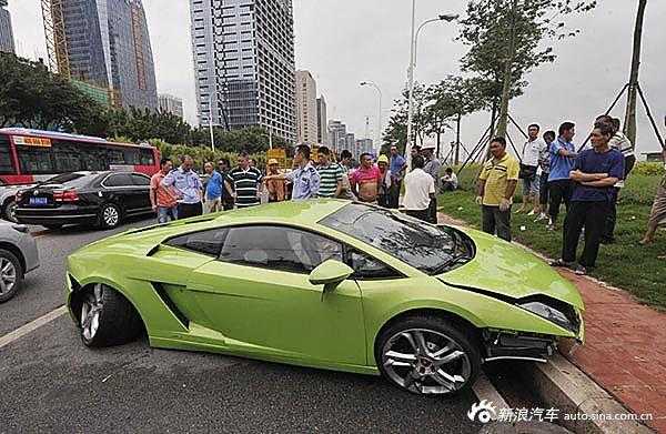 东莞豪车兰博基尼(东莞豪车兰博基尼事件真相)-图2 东莞豪车兰博基尼(东莞豪车兰博基尼事件真相)-图2