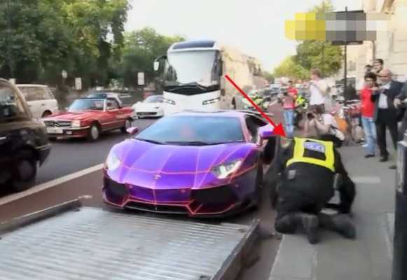 交警查兰博基尼(兰博基尼违停案)-图3 交警查兰博基尼(兰博基尼违停案)-图3