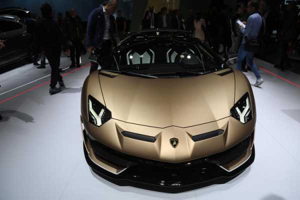兰博基尼aventadorsv报价(兰博基尼suv报价及图片)-图3 兰博基尼aventadorsv报价(兰博基尼suv报价及图片)-图3