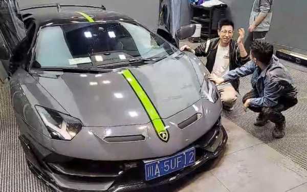 在石兰博基尼(在石兰博基尼吃路边摊)-图2 在石兰博基尼(在石兰博基尼吃路边摊)-图2
