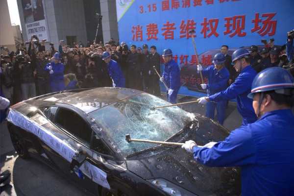 主播砸兰博基尼完整版(主播怒砸兰博基尼结果)-图3 主播砸兰博基尼完整版(主播怒砸兰博基尼结果)-图3
