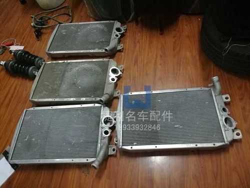 兰博基尼水箱多少钱（兰博基尼水箱多少钱一套）