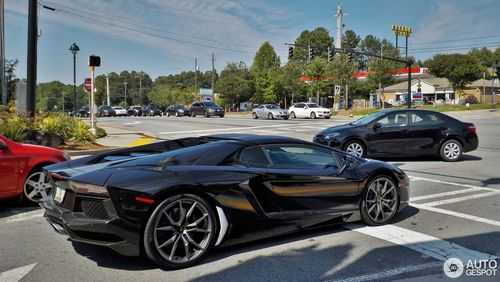 兰博基尼aventador上坡(兰博基尼下坡)-图3 兰博基尼aventador上坡(兰博基尼下坡)-图3