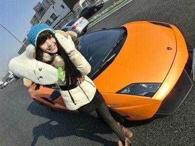 媳妇当车模兰博基尼（兰博基尼女司机）