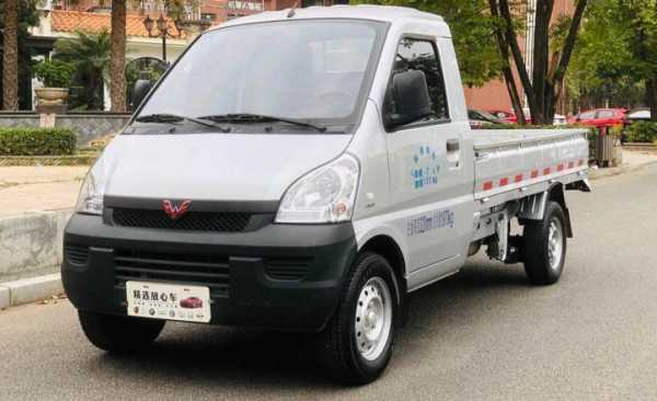 五菱宏光小货车专卖店在什么地方?哈市二手五菱宏光车-图2 五菱宏光小货车专卖店在什么地方?哈市二手五菱宏光车-图2