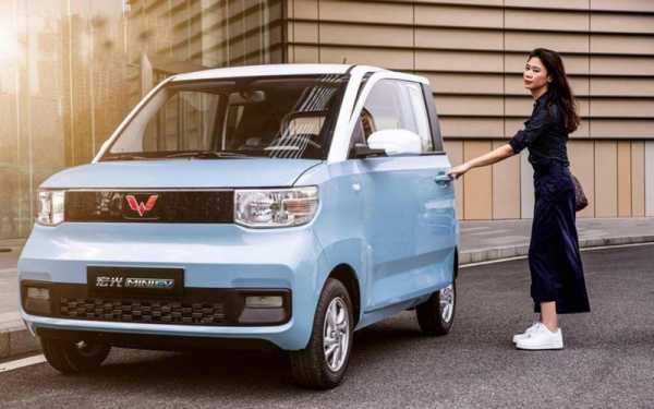 2023年成都车展购车五菱mini是不是要便宜点?五菱宏光车展-图2 2023年成都车展购车五菱mini是不是要便宜点?五菱宏光车展-图2