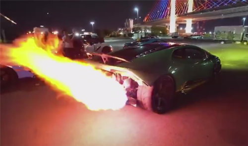 兰博基尼aventador喷火(兰博基尼喷火原理)-图3 兰博基尼aventador喷火(兰博基尼喷火原理)-图3