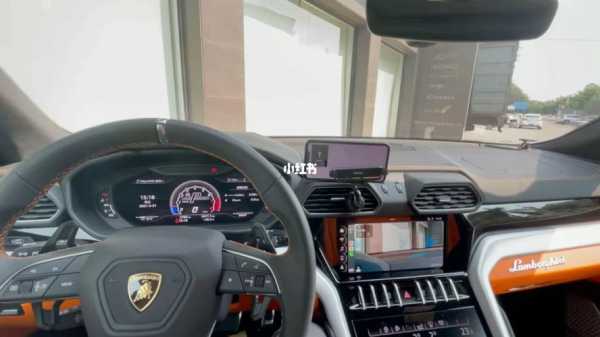 兰博基尼suv连接carplay（兰博基尼有导航吗）