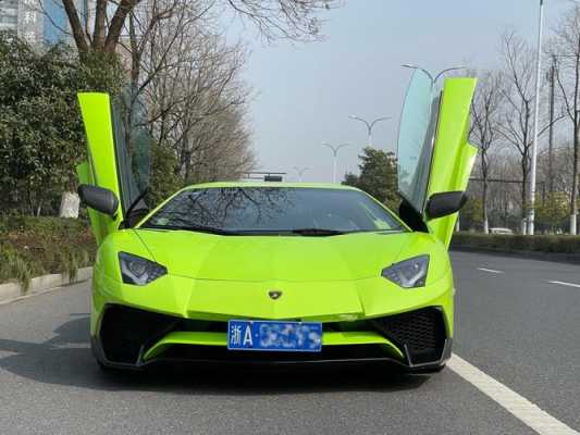 兰博基尼手动挡跑车(兰博基尼suv手动挡)-图2 兰博基尼手动挡跑车(兰博基尼suv手动挡)-图2