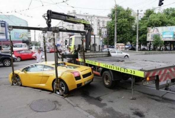 买兰博基尼送拖车(兰博基尼拖车钩在哪里)-图1 买兰博基尼送拖车(兰博基尼拖车钩在哪里)-图1