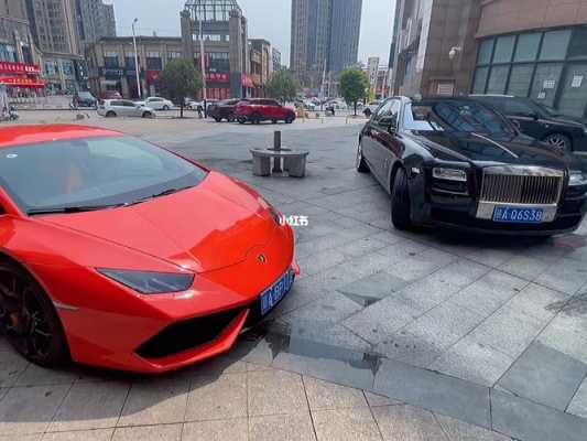 劳斯莱斯里看兰博基尼(劳斯莱斯和兰博基尼的车标)-图1 劳斯莱斯里看兰博基尼(劳斯莱斯和兰博基尼的车标)-图1