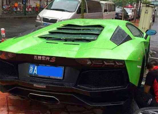 兰博基尼贴五菱宏光s(兰博基尼贴五菱宏光车标)-图3 兰博基尼贴五菱宏光s(兰博基尼贴五菱宏光车标)-图3