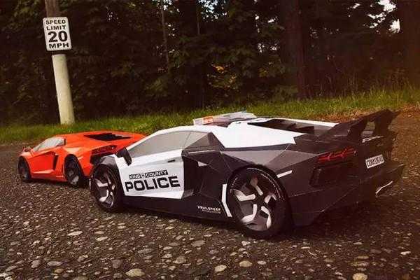 怎么叠兰博基尼警车（用纸折一辆兰博基尼）