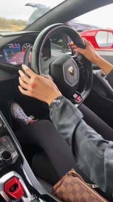 女生专开兰博基尼(女生适合开兰博基尼吗)-图3 女生专开兰博基尼(女生适合开兰博基尼吗)-图3