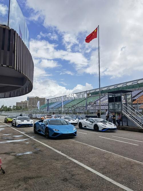 兰博基尼珠海比赛(兰博基尼俱乐部)-图2 兰博基尼珠海比赛(兰博基尼俱乐部)-图2