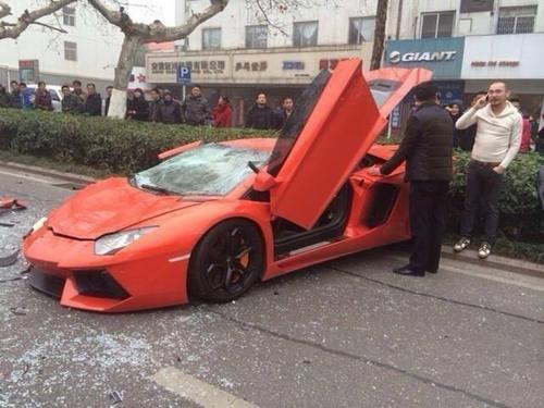 合肥兰博基尼炸街（合肥兰博基尼撞车）