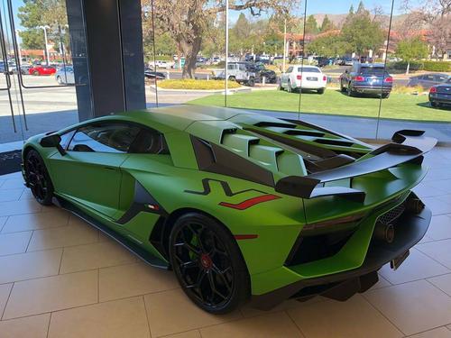 兰博基尼aventador提车价(兰博基尼aventadorsvj落地多少钱)-图2 兰博基尼aventador提车价(兰博基尼aventadorsvj落地多少钱)-图2