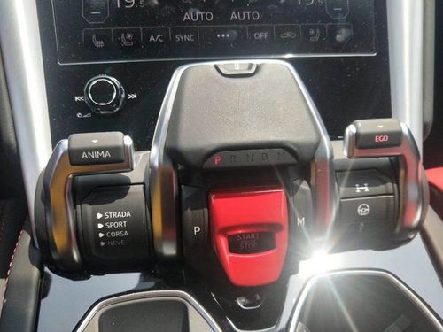 兰博基尼怎么上拖车(兰博基尼怎么挂档视频教程)-图2 兰博基尼怎么上拖车(兰博基尼怎么挂档视频教程)-图2