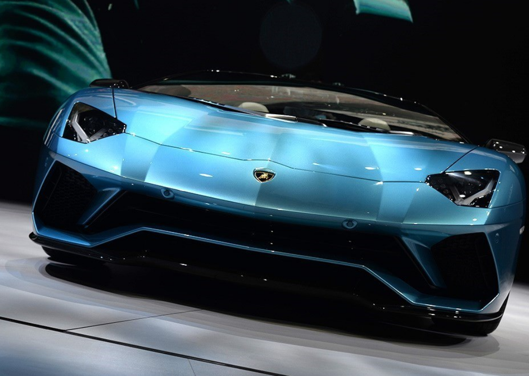 兰博基尼Egoista的图片(兰博基尼aventador j图片)-图2 兰博基尼Egoista的图片(兰博基尼aventador j图片)-图2