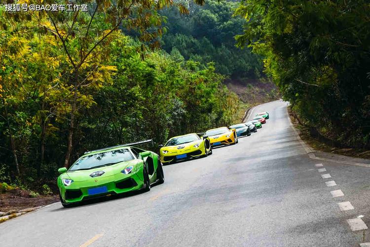 兰博基尼教练车(兰博基尼车队)-图1 兰博基尼教练车(兰博基尼车队)-图1