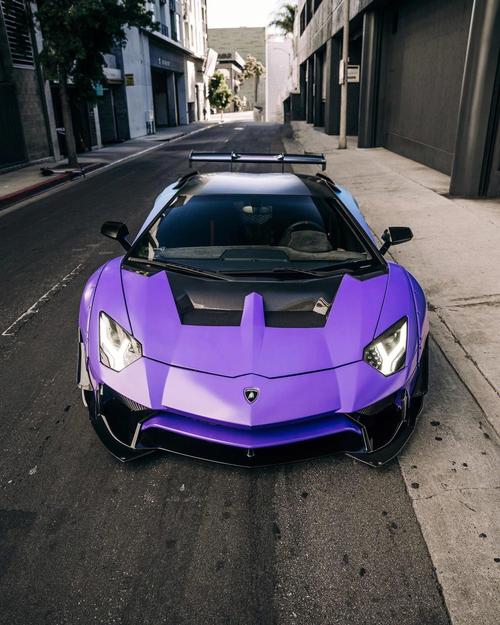 兰博基尼大牛aventador改装(兰博基尼大牛改装车)-图1 兰博基尼大牛aventador改装(兰博基尼大牛改装车)-图1