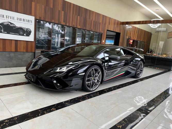 兰博基尼17款huracan（兰博基尼huracan2014款）