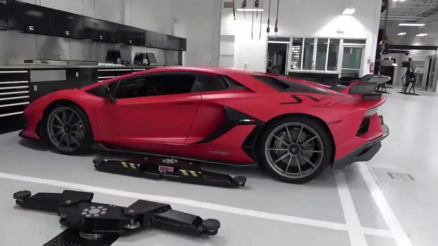 兰博基尼aventadorS大尾翼(兰博基尼有尾翼是哪款)-图2 兰博基尼aventadorS大尾翼(兰博基尼有尾翼是哪款)-图2
