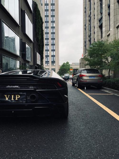河南跑车图片兰博基尼(河南豪车)-图3 河南跑车图片兰博基尼(河南豪车)-图3
