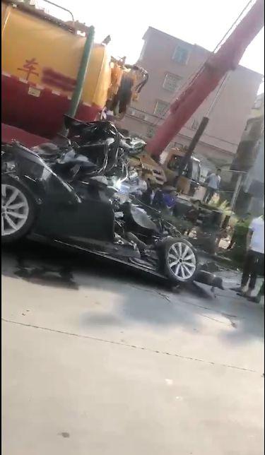 揭阳流沙车祸兰博基尼(揭阳车祸事故)-图3 揭阳流沙车祸兰博基尼(揭阳车祸事故)-图3