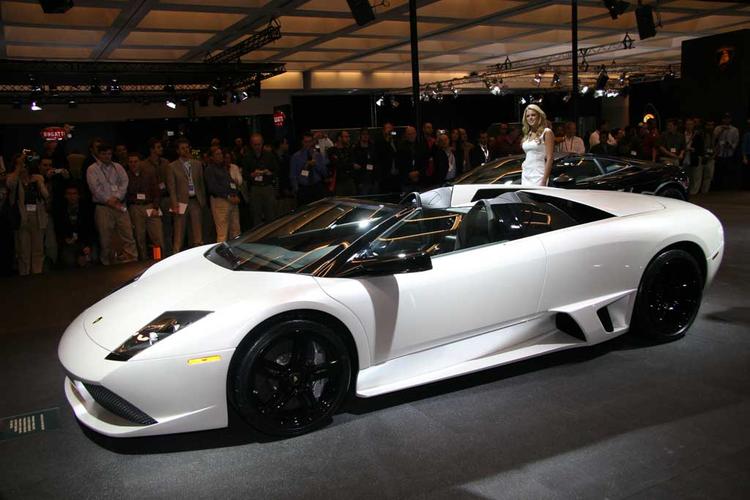 兰博基尼蝙蝠murcielago(兰博基尼蝙蝠报价)-图1 兰博基尼蝙蝠murcielago(兰博基尼蝙蝠报价)-图1