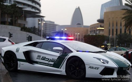 重庆兰博基尼炸街(重庆兰博基尼警车)-图3 重庆兰博基尼炸街(重庆兰博基尼警车)-图3