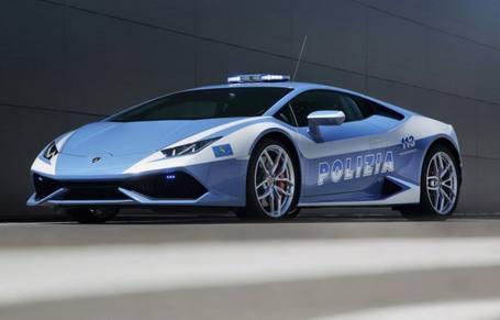 兰博基尼毒舌警车(兰博基尼警车百科)-图3 兰博基尼毒舌警车(兰博基尼警车百科)-图3