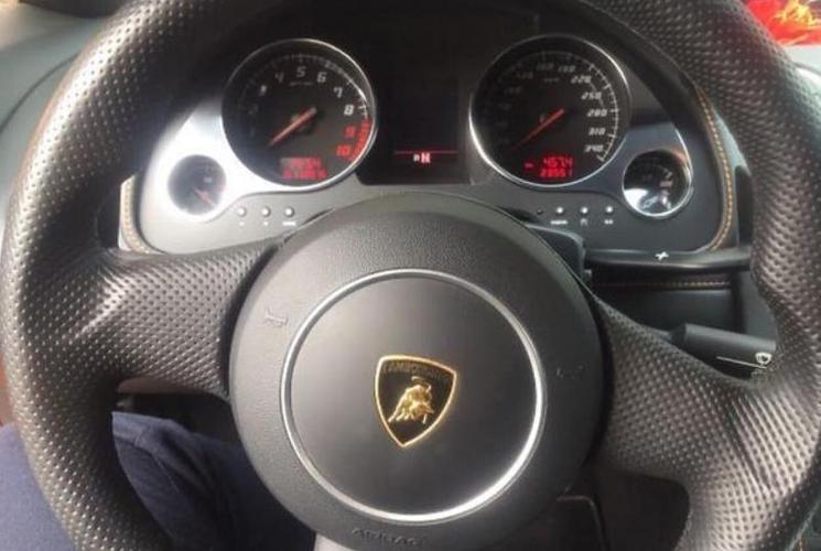 兰博基尼锁不上车(兰博基尼怎么锁车门)-图3 兰博基尼锁不上车(兰博基尼怎么锁车门)-图3