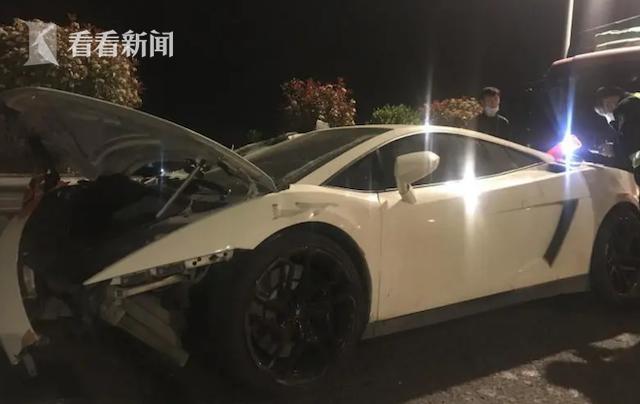 卡车比兰博基尼好吗（兰博基尼与货车相撞车损达百万）