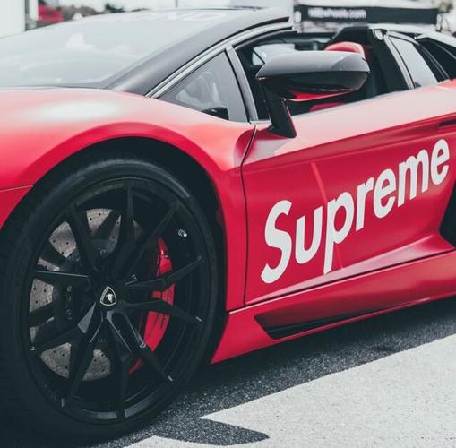 supremex兰博基尼(supreme与兰博基尼的联名发布了,但不是车 发现好物)-图2 supremex兰博基尼(supreme与兰博基尼的联名发布了,但不是车 发现好物)-图2