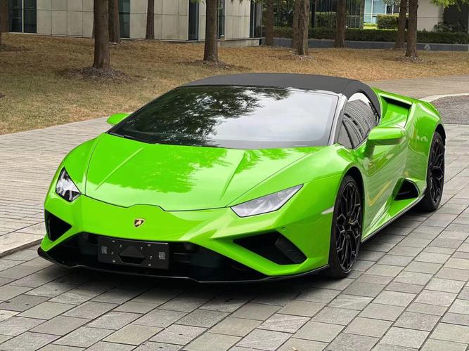 兰博基尼小牛敞篷(兰博基尼小牛敞篷车)-图3 兰博基尼小牛敞篷(兰博基尼小牛敞篷车)-图3