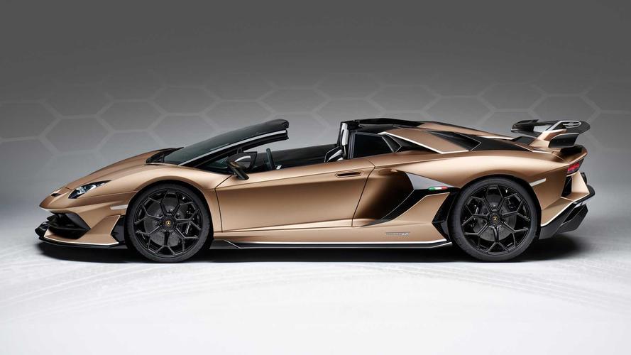 兰博基尼aventadorsv敞篷（兰博基尼performante敞篷）
