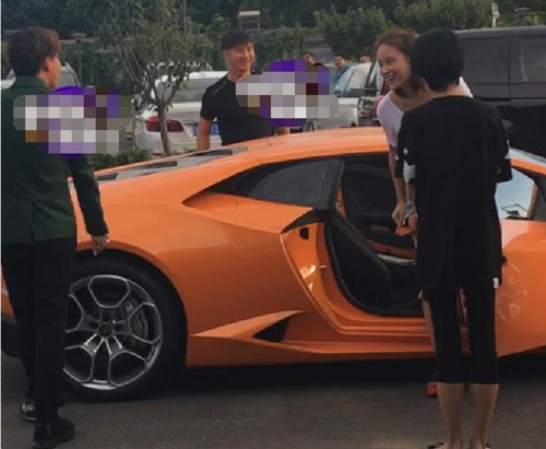 田亮购买兰博基尼(田亮豪车)-图2 田亮购买兰博基尼(田亮豪车)-图2