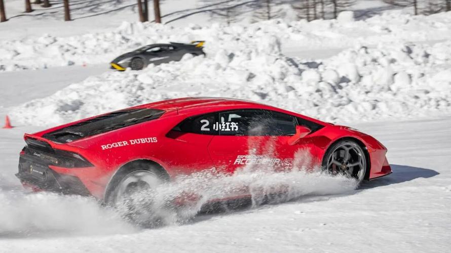 兰博基尼视频比赛雪地(兰博基尼挑战赛)-图2 兰博基尼视频比赛雪地(兰博基尼挑战赛)-图2