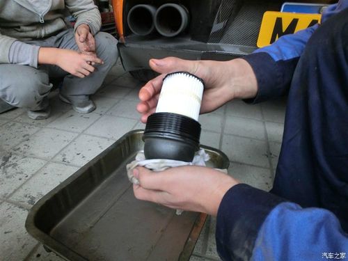兰博基尼机油格(兰博基尼机油加注口在哪里)-图2 兰博基尼机油格(兰博基尼机油加注口在哪里)-图2