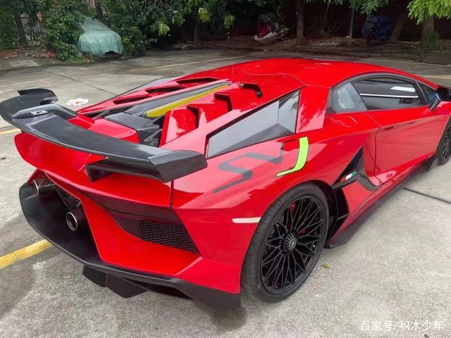 30万兰博基尼水车(兰博基尼大水牛价格)-图3 30万兰博基尼水车(兰博基尼大水牛价格)-图3