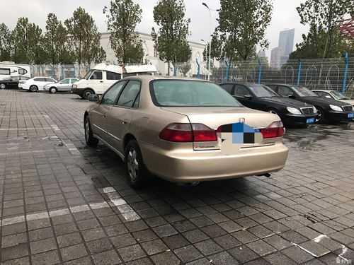 本田雅阁2001款配置